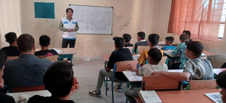 برگزاری کلاس آموزشی آشنایی با بیماری‌های مشترک بین انسان و حیوان در مدارس بخش دست عباس شهرستان دهلران